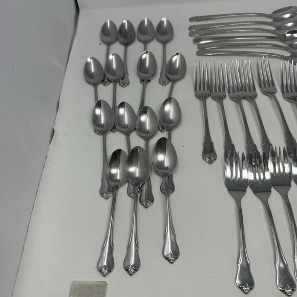 51 Pc Towle Supreme Cutlery Stainless Japan Flatware Set - Picture 7 of 10